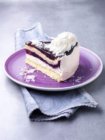 Kokos-Blaubeer-Sahnetorte
