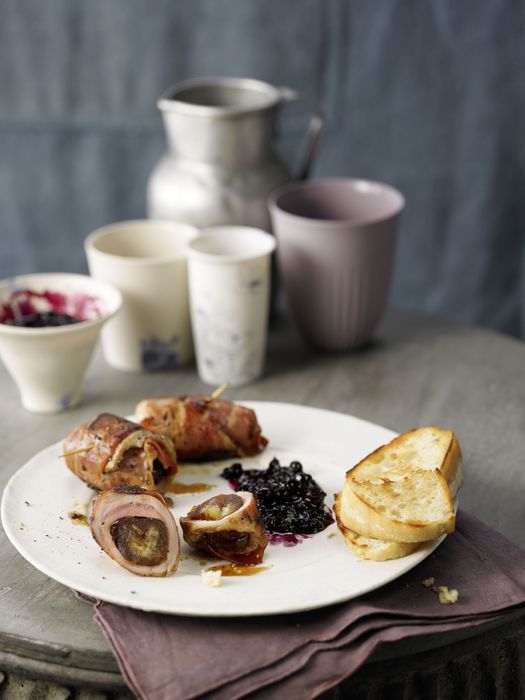 Kalbsröllchen mit Blaubeer-Minz-Chutney