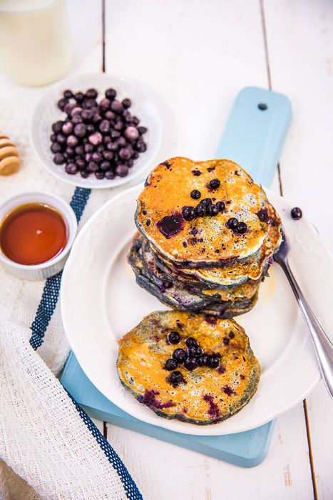 Pancakes mit wilden Blaubeeren