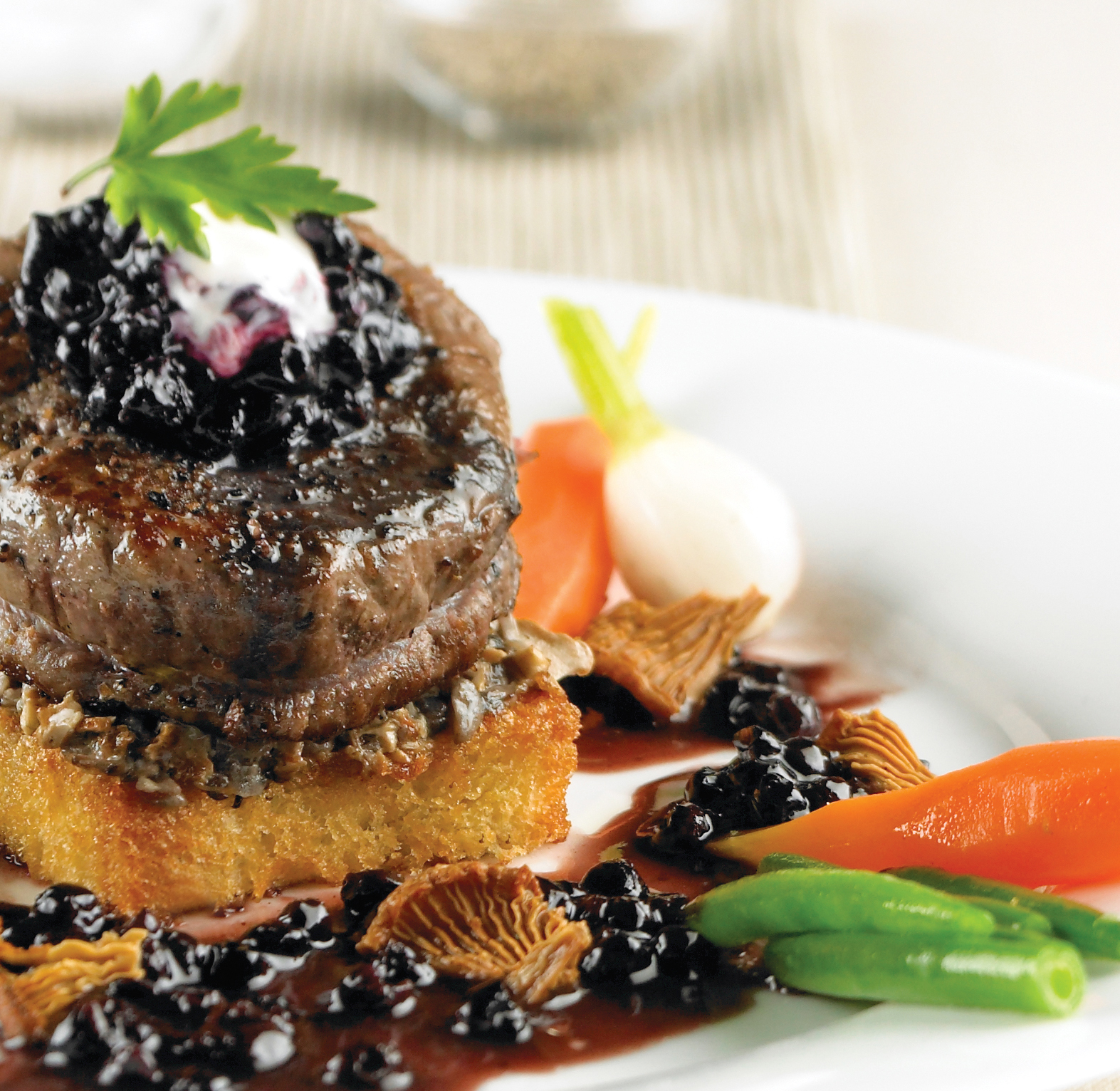 Filetsteaks mit Portwein-Blaubeer-Sauce